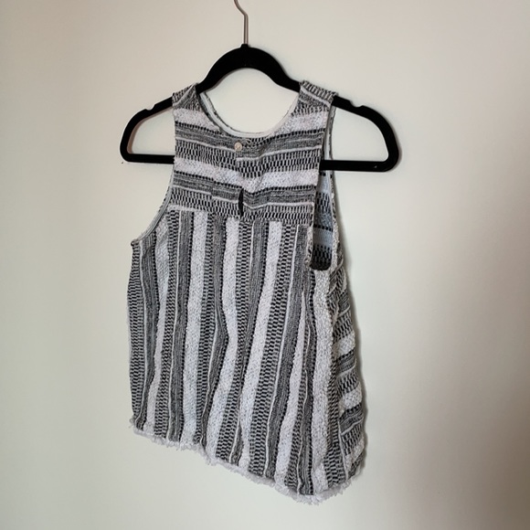 Generation Love Tank Top - Picture 3 of 4